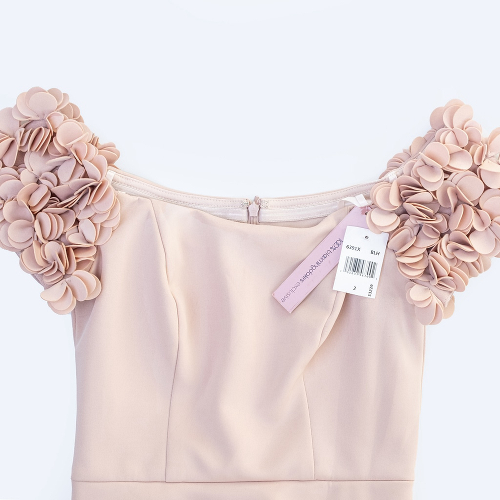 NWT AQUA Embellished Sleeve Gown Maxi Dress Ruffle Crepe Dusty Pink - Size 2 - Picture 7 of 12